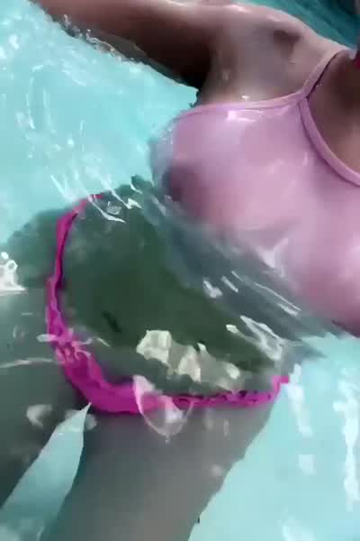 BaileyJayTweets-1011406253371863046-01