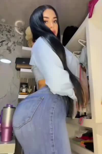 lorenbakertrans_1764514988_3777347746689929371_67441089551